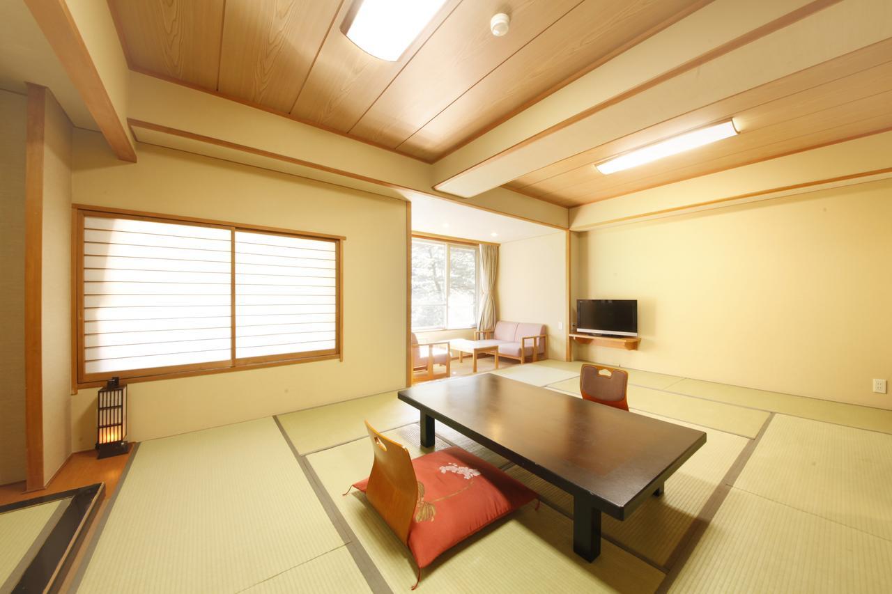 Shimobe Hotel Minobu Extérieur photo